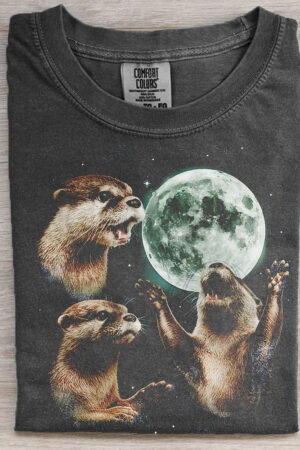 Three Otters Moon Comfort Colors T-Shirt Cute Wildlife Graphic Tee For Animal Lovers